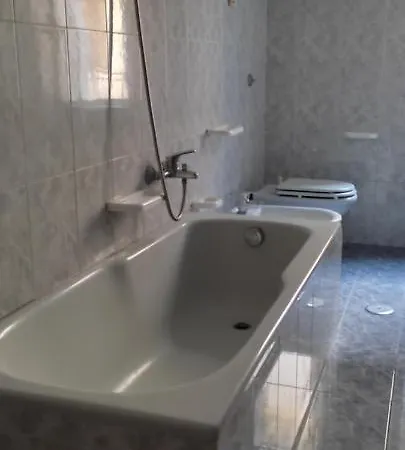 A Due Passi Dal Mare Apartment *